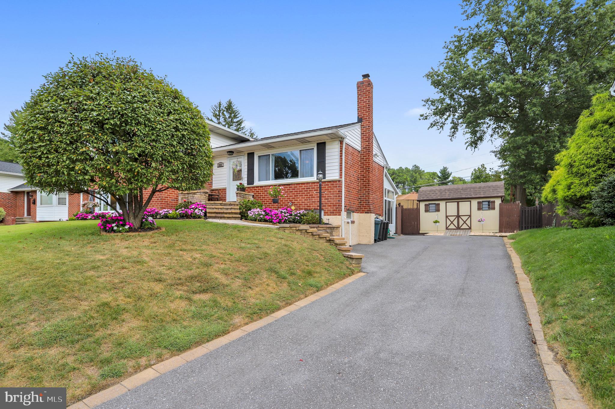 933 Starbit Road Baltimore, MD 21286 - Photo 2 of 37 Gallery Image 2