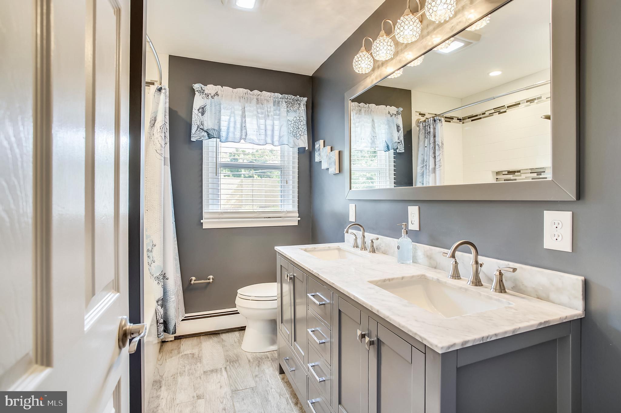 933 Starbit Road Baltimore, MD 21286 - Photo 12 of 37 main bathroom