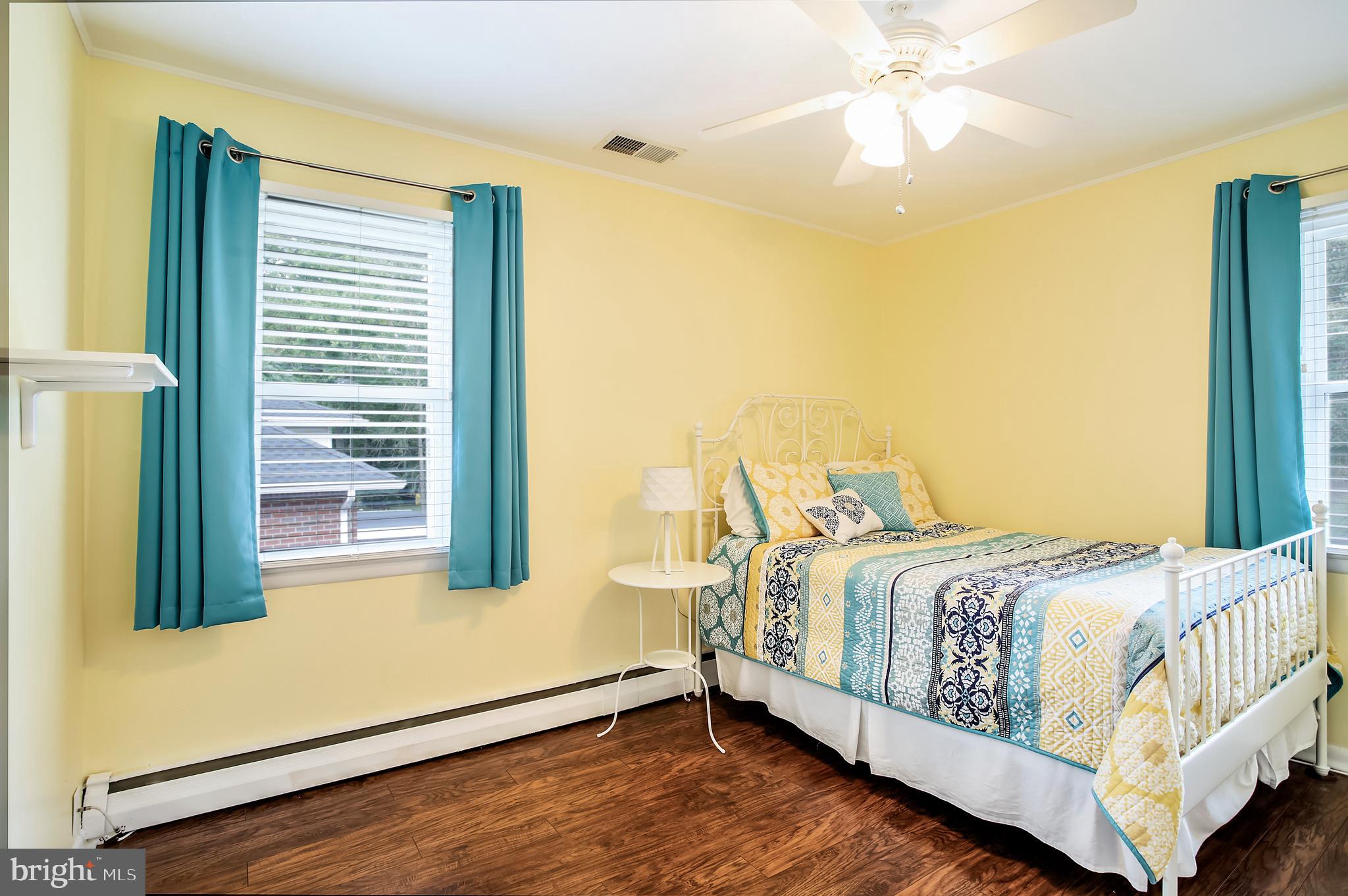 933 Starbit Road Baltimore, MD 21286 - Photo 18 of 37 2nd bedroom