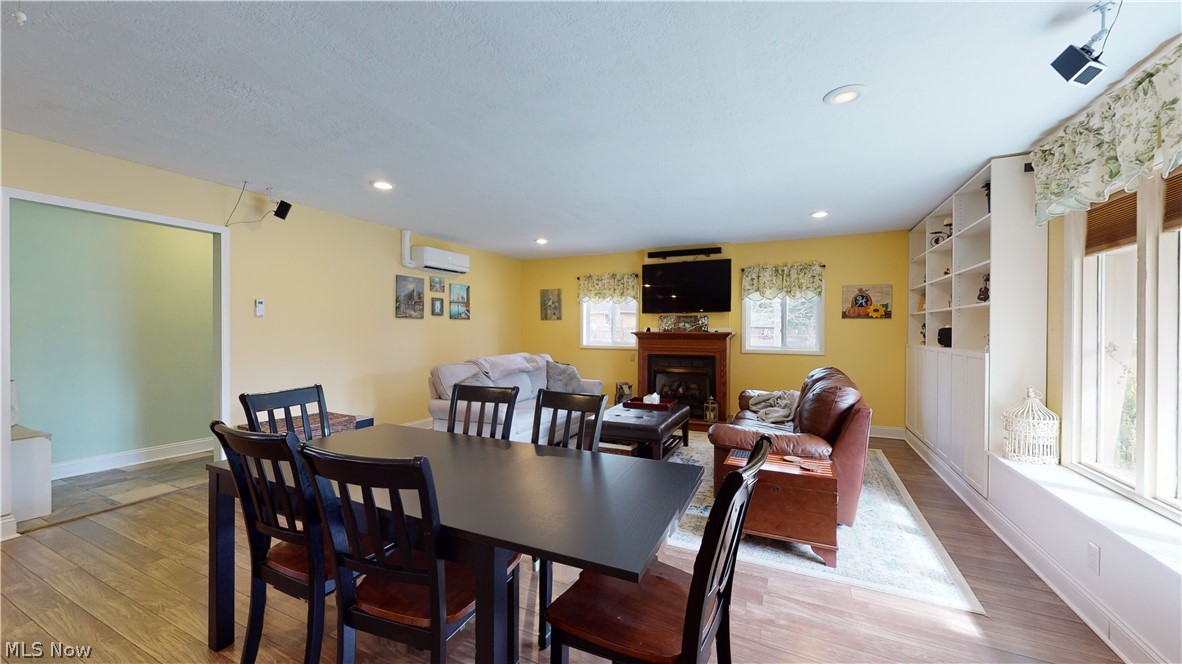 171 Hickory Road Akron, OH 44333 - Photo 11 of 35