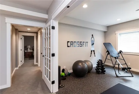 $1,950,000 | 8900 Mohawk Lane, Leawood, KS 66206