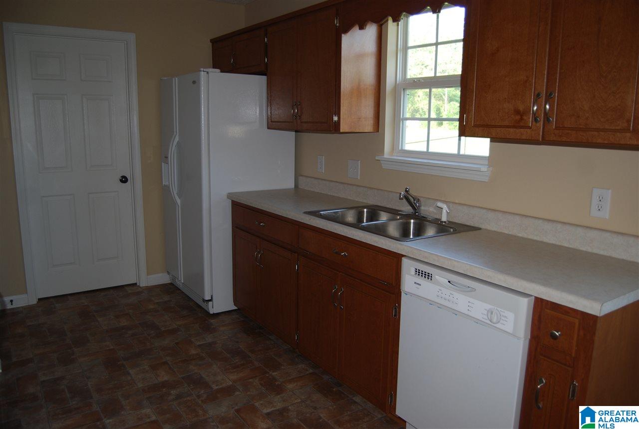 689 Bailey Road Weaver, AL 36277 - Photo 5 of 17 Gallery Image 5