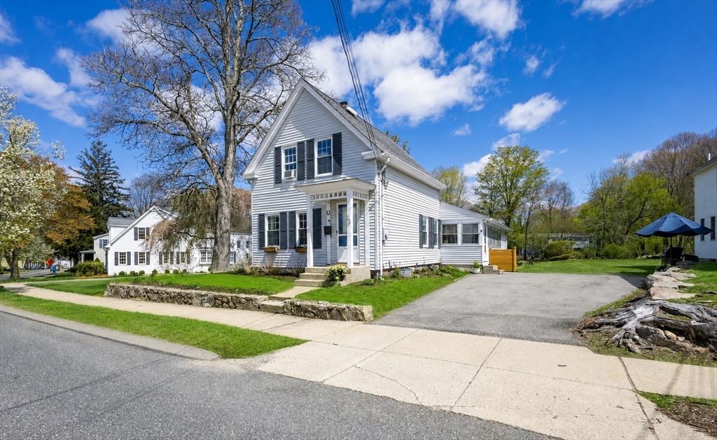 33 Pleasant Street Hopkinton, MA 01748 - Photo 1 of 39