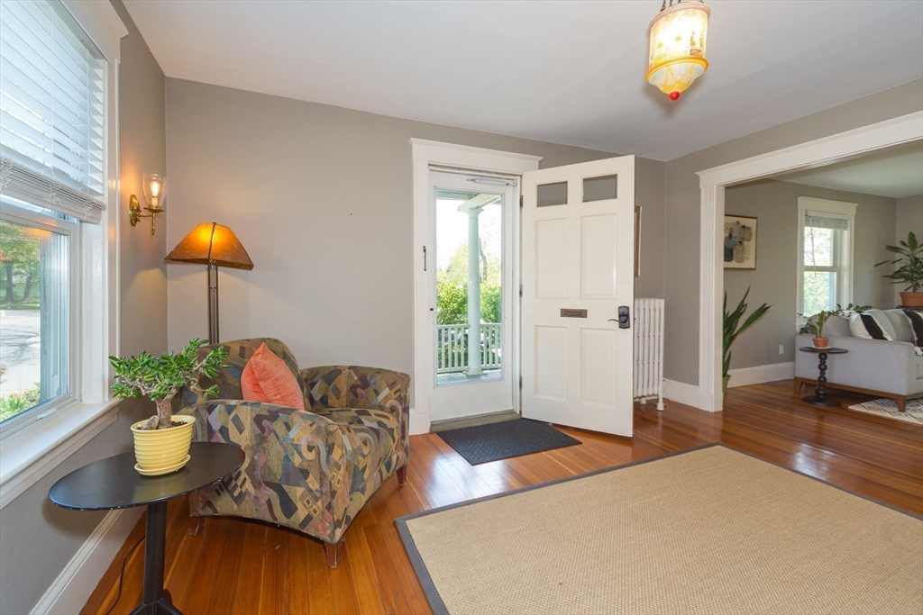 9 Overhill Road Natick, MA 01760 - Photo 8 of 38 Gallery Image 8