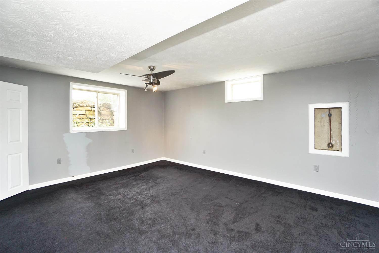 8129 West Chester Road West Chester, OH 45241 - Photo 19 of 31 Gallery Image 19