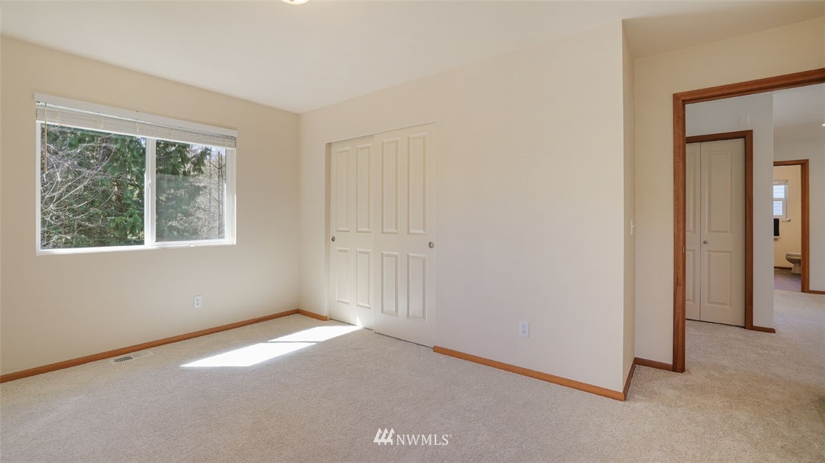6035 Southeast 2nd Court Renton, WA 98059 - Photo 22 of 35