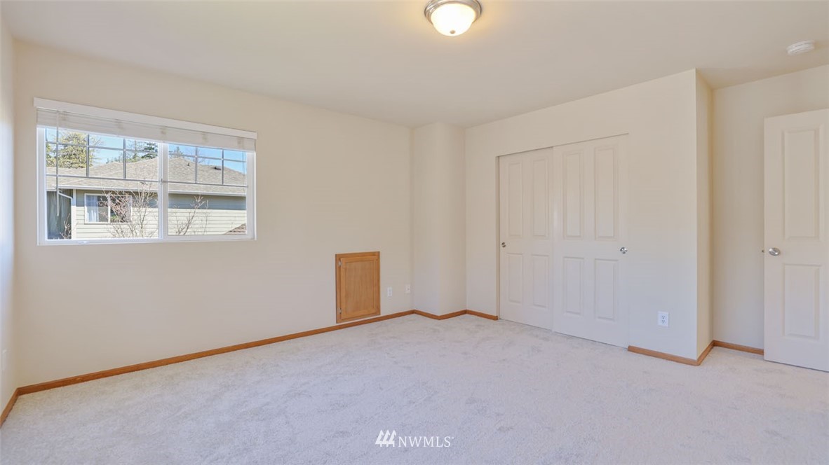 6035 Southeast 2nd Court Renton, WA 98059 - Photo 24 of 35