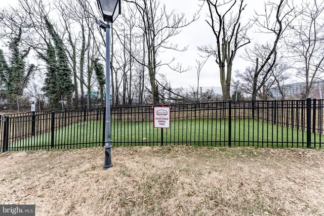 $159,888 | 1111 Arlington Boulevard, Unit 828, Arlington, VA 22209