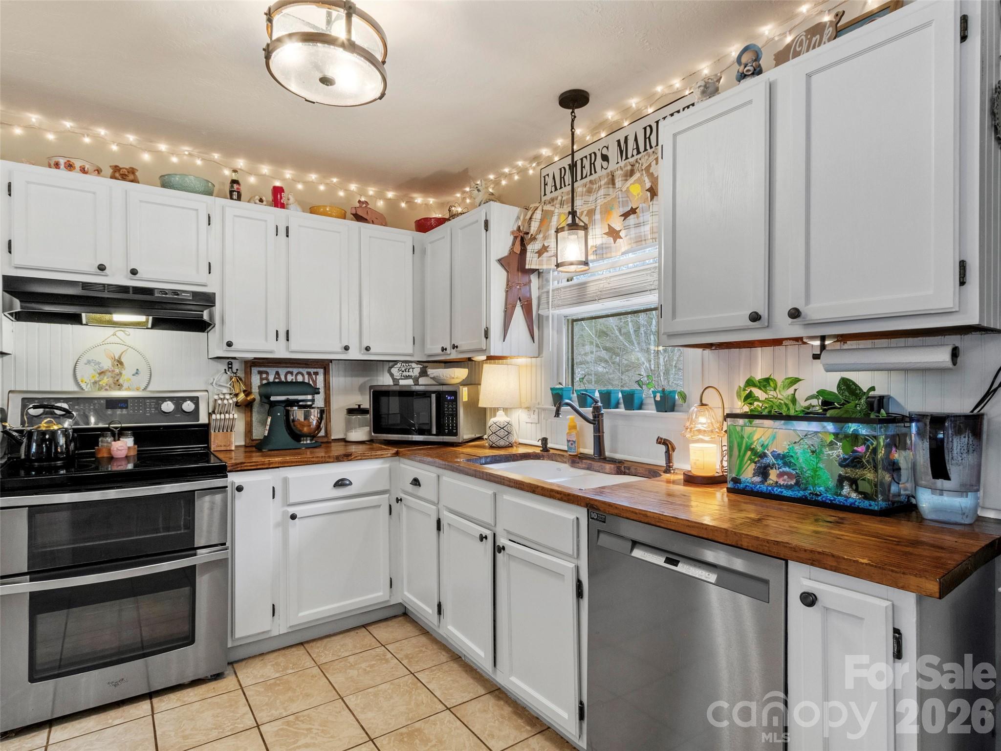 101 Hunters Ridge Road Burnsville, NC 28714 - Photo 12 of 36