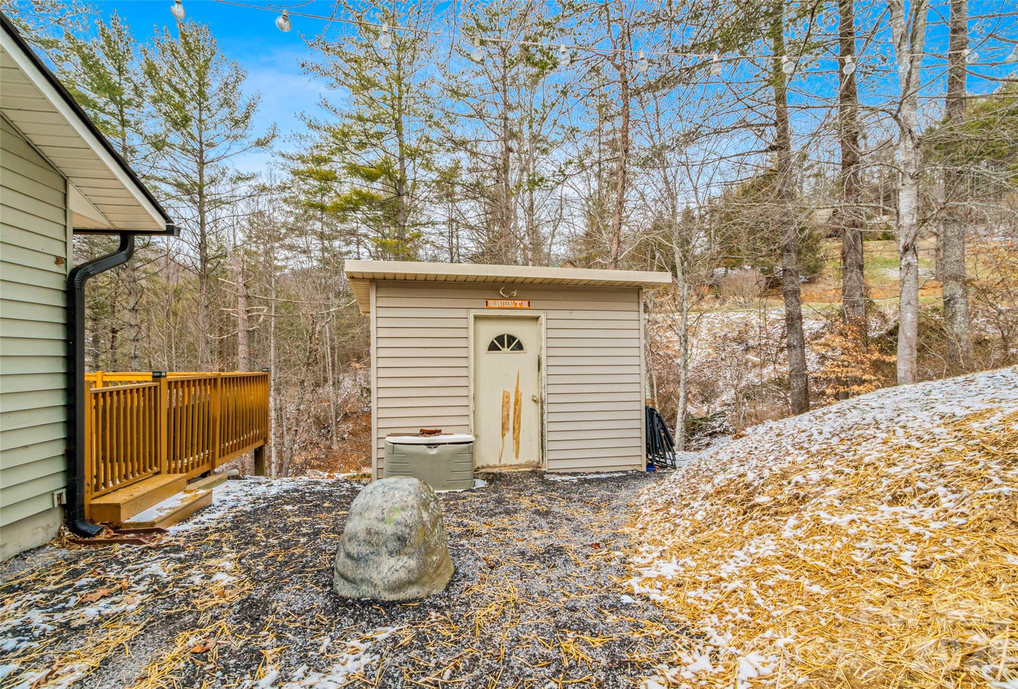 101 Hunters Ridge Road Burnsville, NC 28714 - Photo 31 of 36