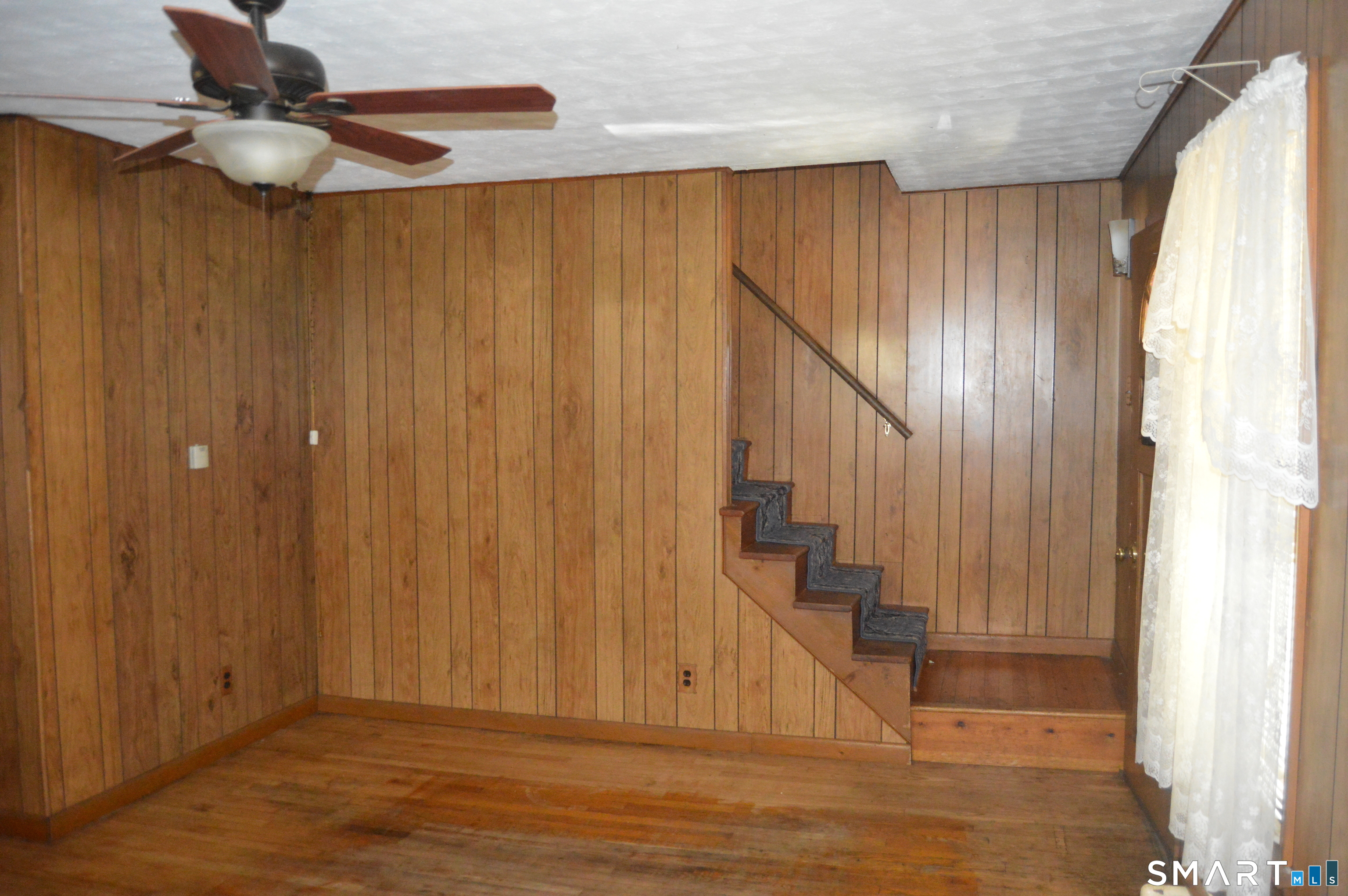 284 Main Street Berlin, CT 06023 - Photo 14 of 28 a view of entryway with wooden floor