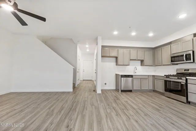 $387,900 | 246 Green Lane, Dayton, NV 89403