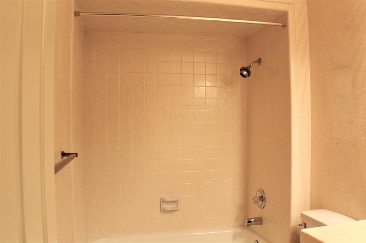 134 Nissen Road, Unit 4 Salinas, CA 93901 - Photo 18 of 25 Gallery Image 18