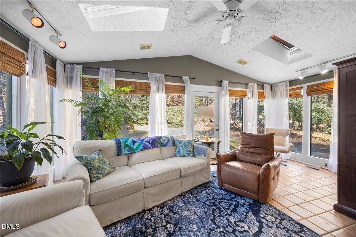 512 Brookfield Road Raleigh, NC 27615 - Photo 21 of 45 21-2A1A8422