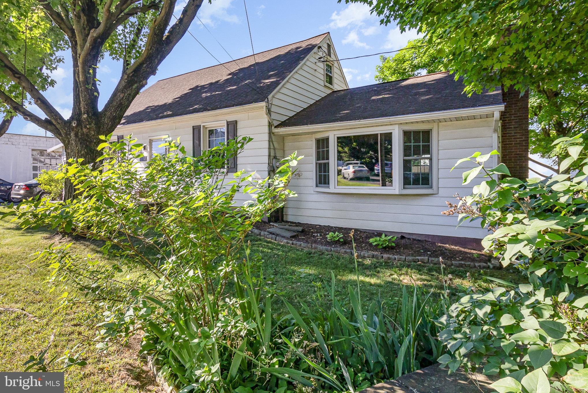 16 Landis Valley Road Lititz, PA 17543 - Photo 2 of 31 Front