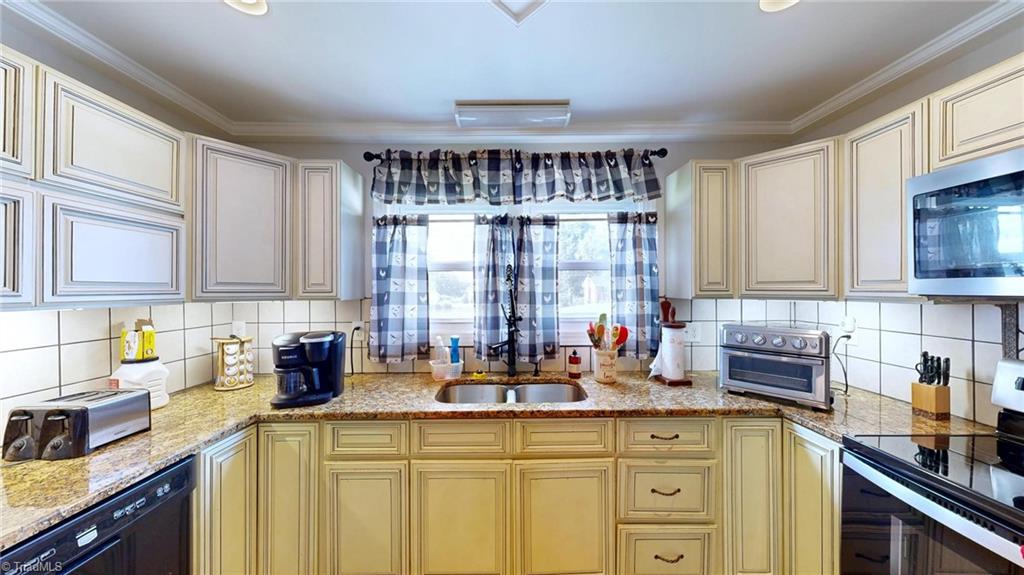 1630 Community Road Lexington, NC 27295 - Photo 13 of 26