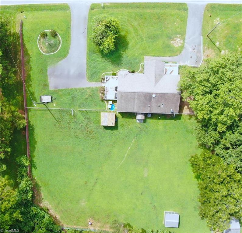 1630 Community Road Lexington, NC 27295 - Photo 6 of 26