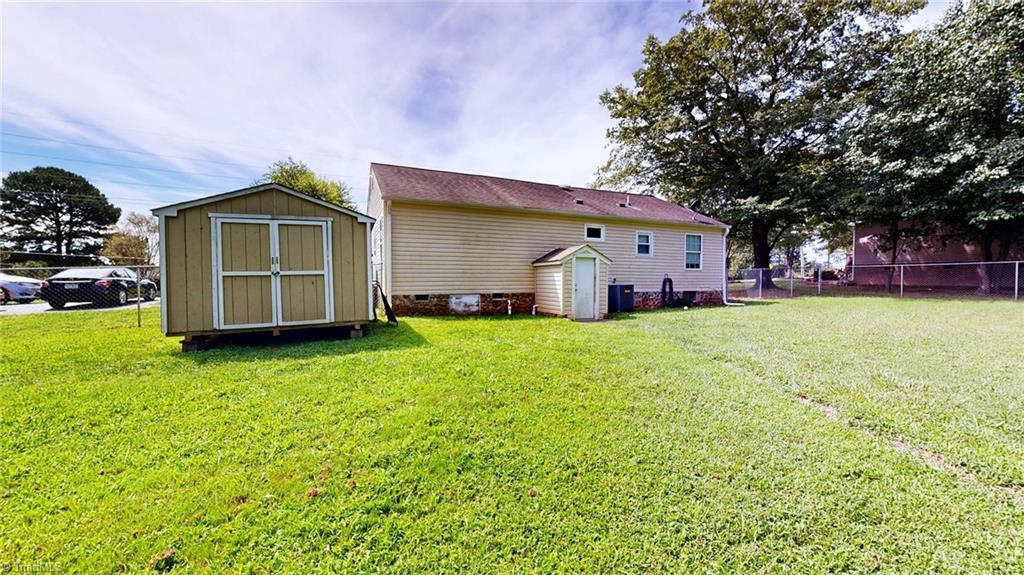 1630 Community Road Lexington, NC 27295 - Photo 8 of 26