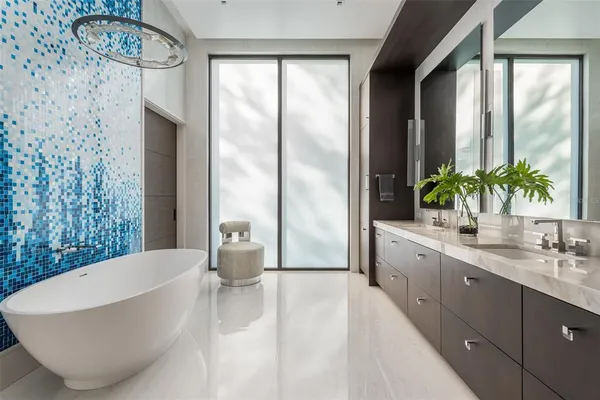 $37,500,000 | 18725 Jiretz Road, Odessa, FL 33556