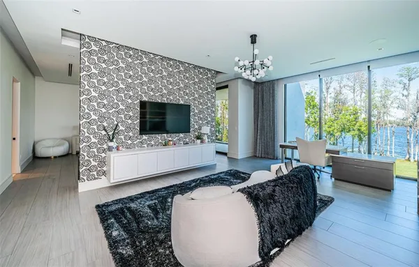 $37,500,000 | 18725 Jiretz Road, Odessa, FL 33556