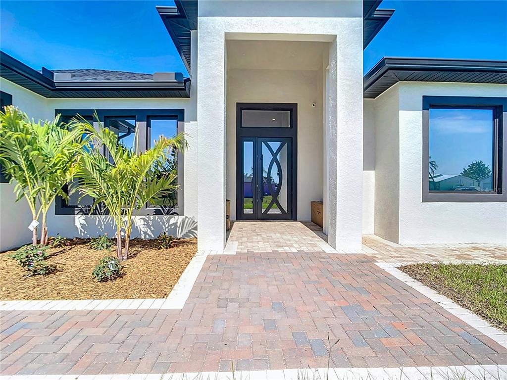 10588 Kidron Avenue Englewood, FL 34224 - Photo 3 of 53 a view of a entryway of the house