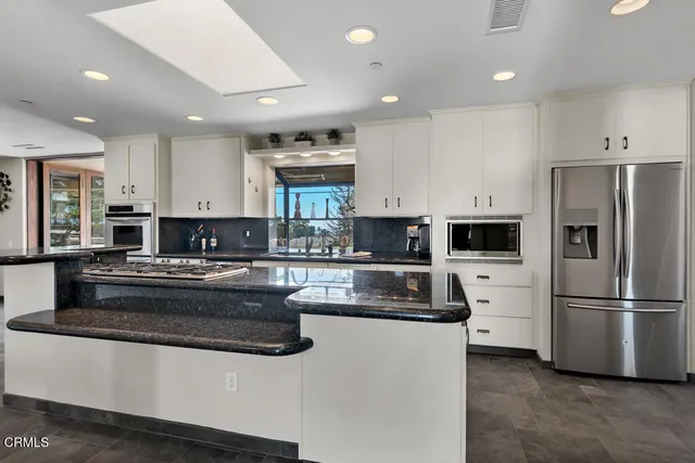 $2,197,000 | 3181 Goldenspur Drive, Camarillo, CA 93010