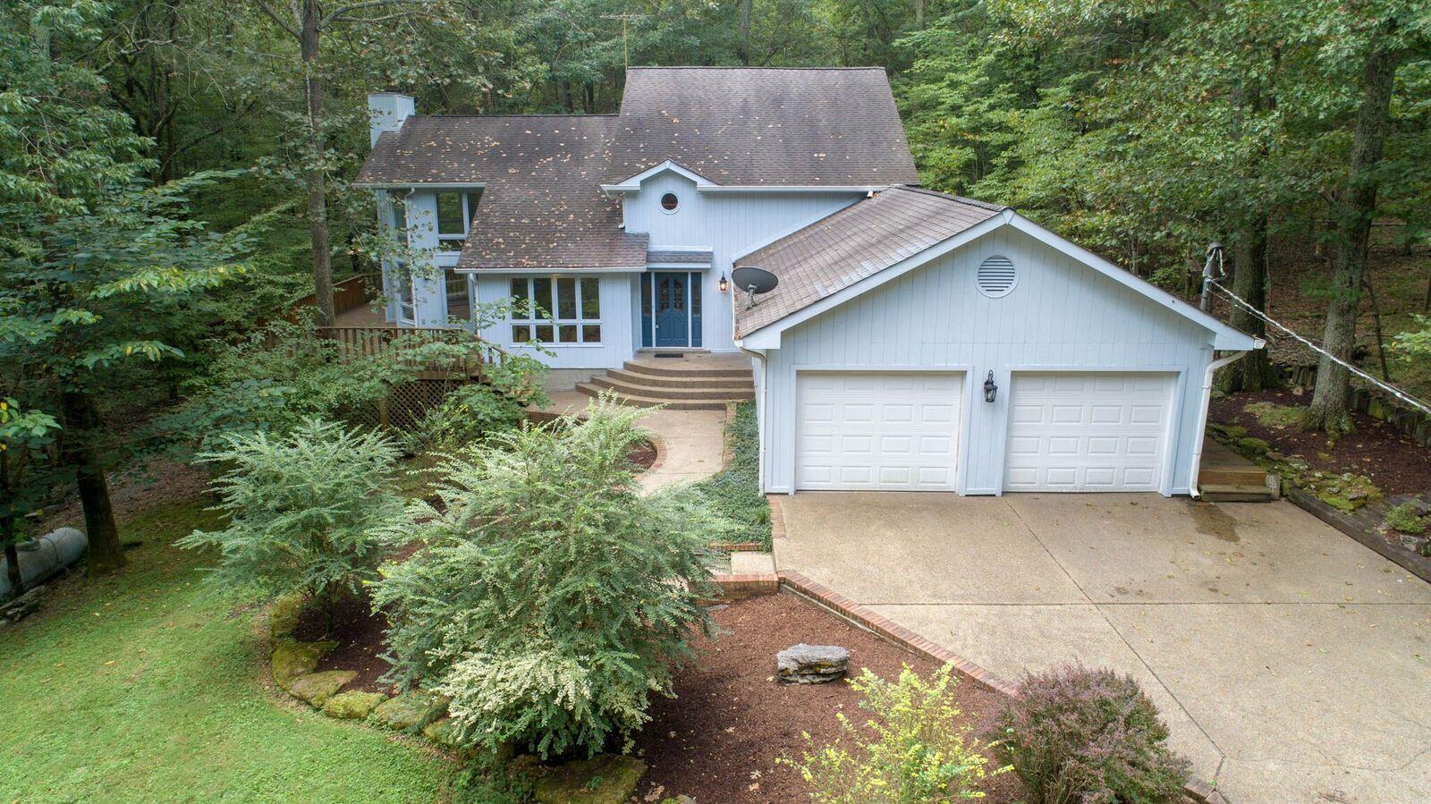 5831 Cane Ridge Road Antioch, TN 37013 - Photo 4 of 30 a view of house with garden