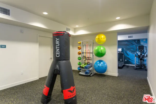 $3,200 | 436 South Virgil Avenue, Unit 503, Los Angeles, CA 90020