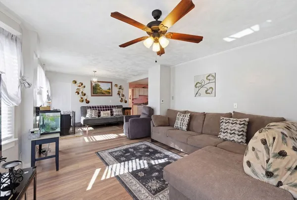 $330,000 | 171 State Street, Chicopee, MA 01013