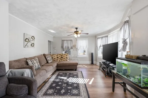 $330,000 | 171 State Street, Chicopee, MA 01013