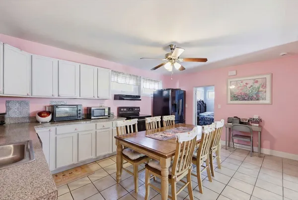 $330,000 | 171 State Street, Chicopee, MA 01013
