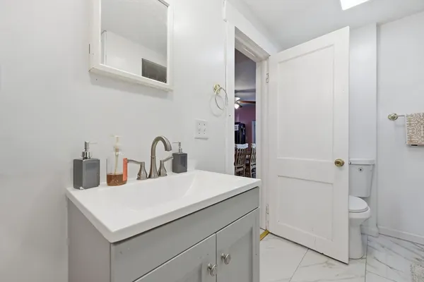 $330,000 | 171 State Street, Chicopee, MA 01013