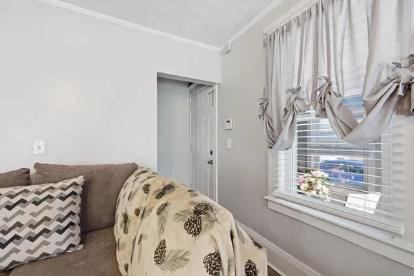 $330,000 | 171 State Street, Chicopee, MA 01013