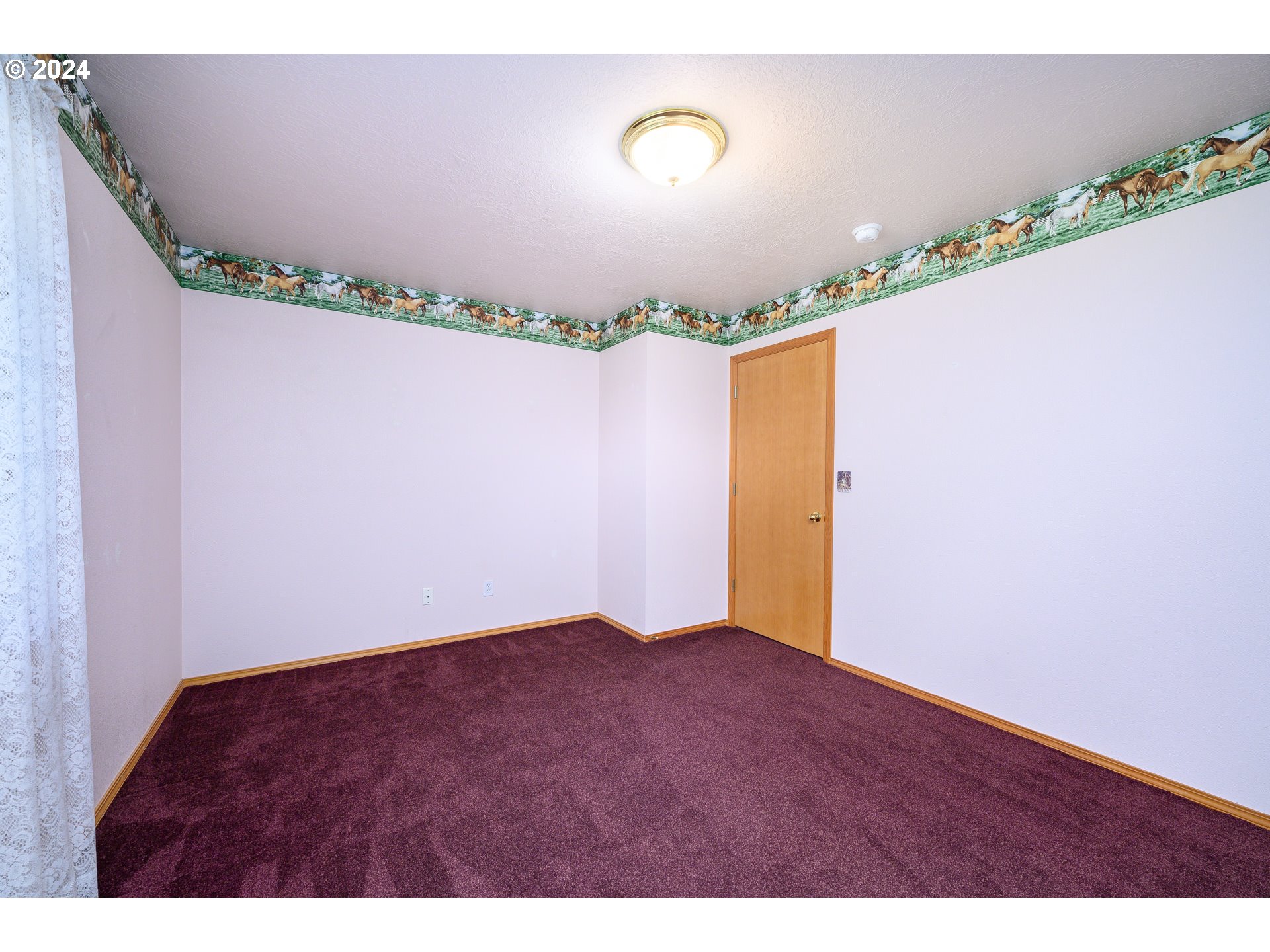 48420 Southwest Hebo Road Grand Ronde, OR 97347 - Photo 21 of 48 a view of an empty room