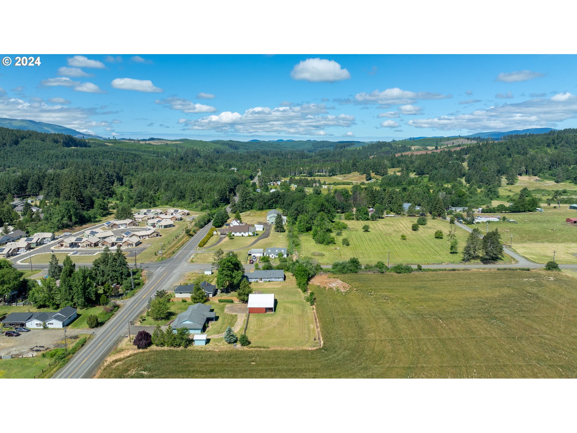 48420 Southwest Hebo Road Grand Ronde, OR 97347 - Photo 42 of 48 a view of an outdoor space and mountain view