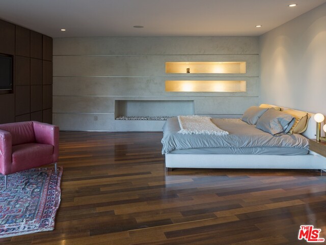 1615 Rising Glen Road Los Angeles, CA 90069 - Photo 10 of 21