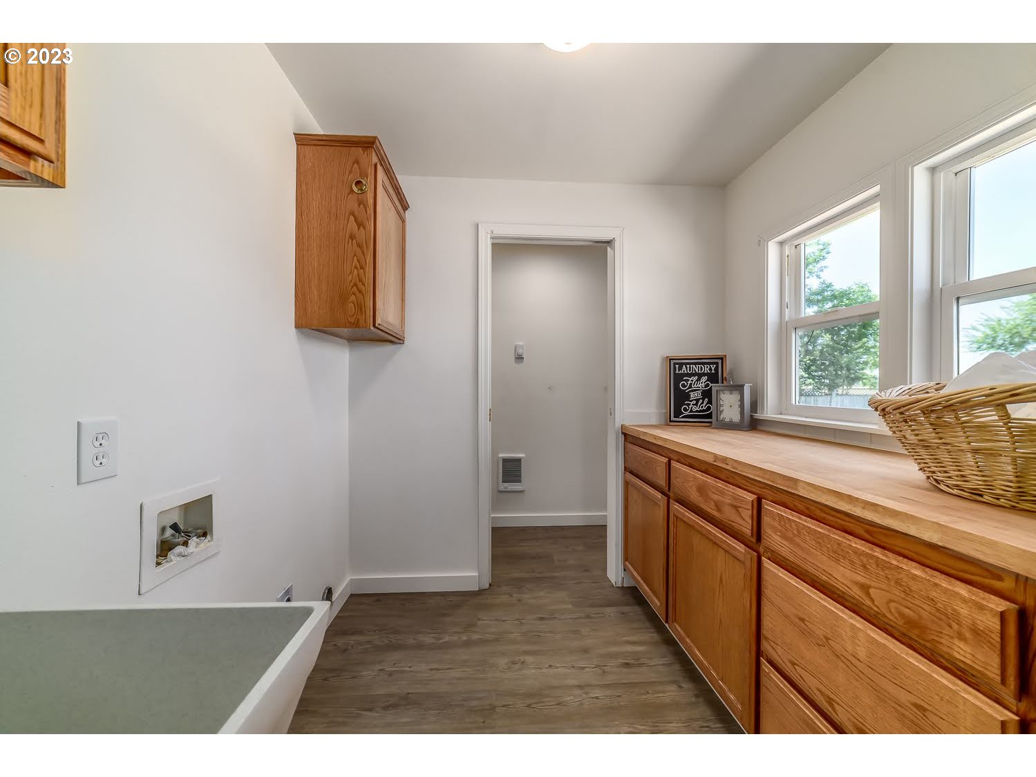 89780 Green Hill Road Eugene, OR 97402 - Photo 28 of 48 a kitchen with stainless steel appliances granite countertop a sink and a wooden floors
