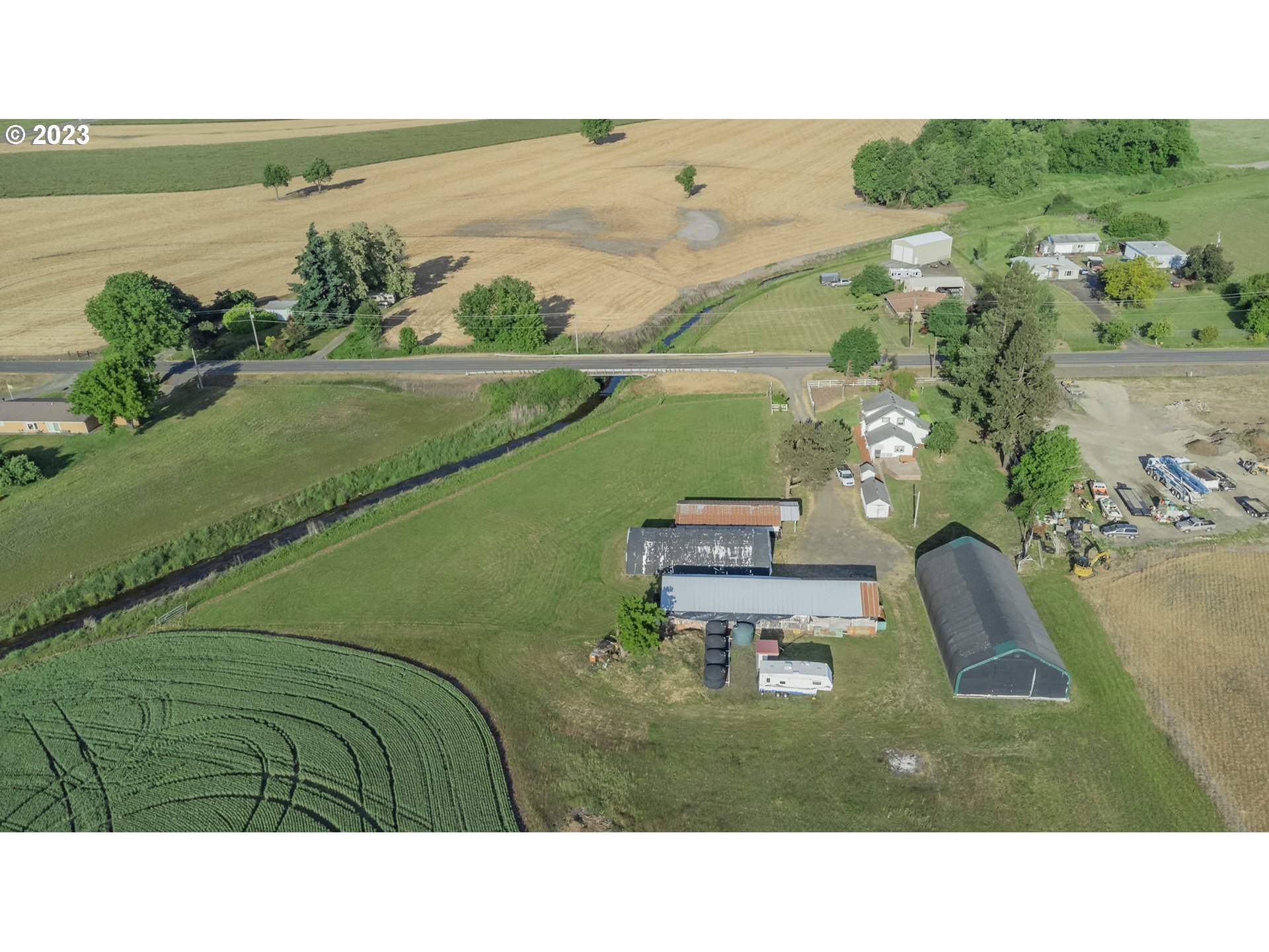 89780 Green Hill Road Eugene, OR 97402 - Photo 44 of 48 a black and white photo of a beach