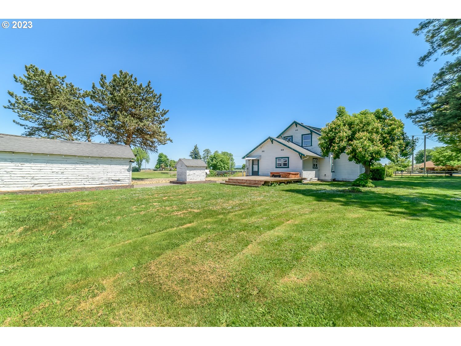 89780 Green Hill Road Eugene, OR 97402 - Photo 8 of 48 a house view with garden space