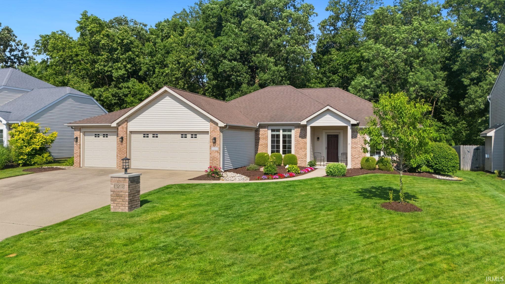 13202 Winding Vine Run Fort Wayne, IN 46845 - Photo 1 of 34