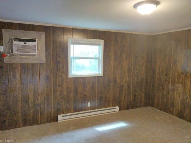 $695 | 3300 Starlight Drive, Unit 13, Winston-Salem, NC 27107