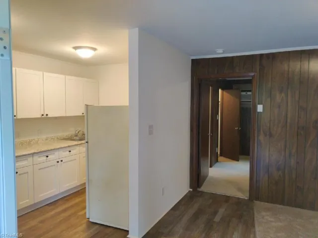 $695 | 3300 Starlight Drive, Unit 13, Winston-Salem, NC 27107