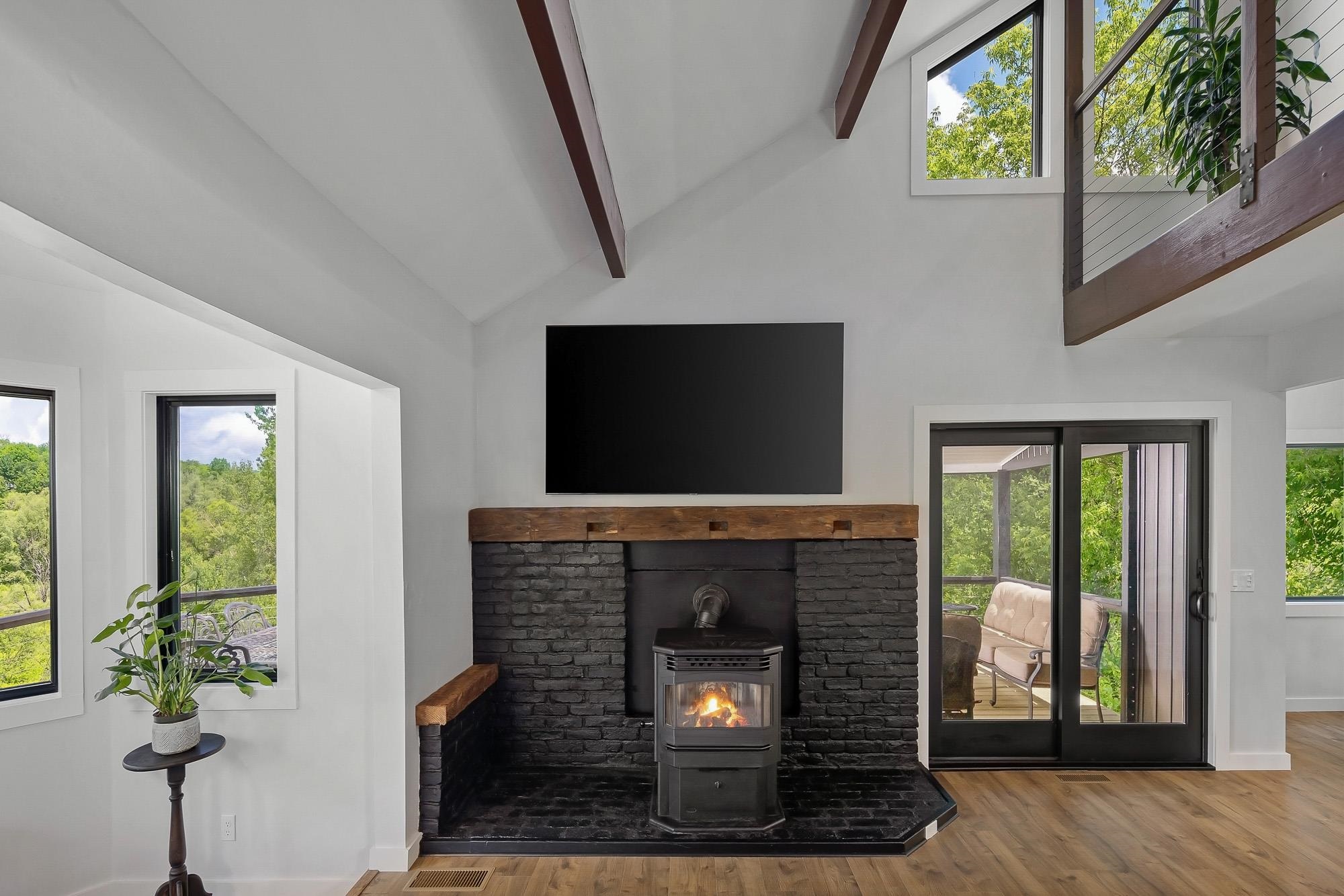225 Thatcher Brook Road Waterbury, VT 05677 - Photo 11 of 40 Gallery Image 11