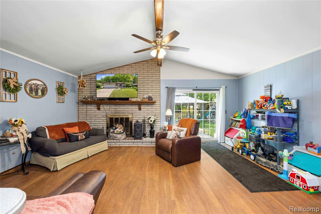 31720 Kelly Road Roseville, MI 48066 - Photo 17 of 42
