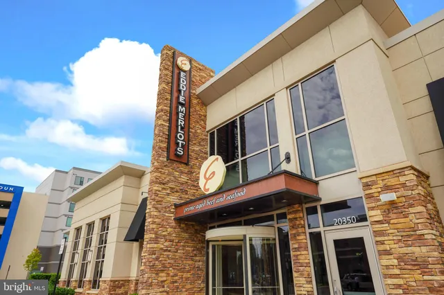 $3,150 | 20364 Newfoundland Square, Ashburn, VA 20147