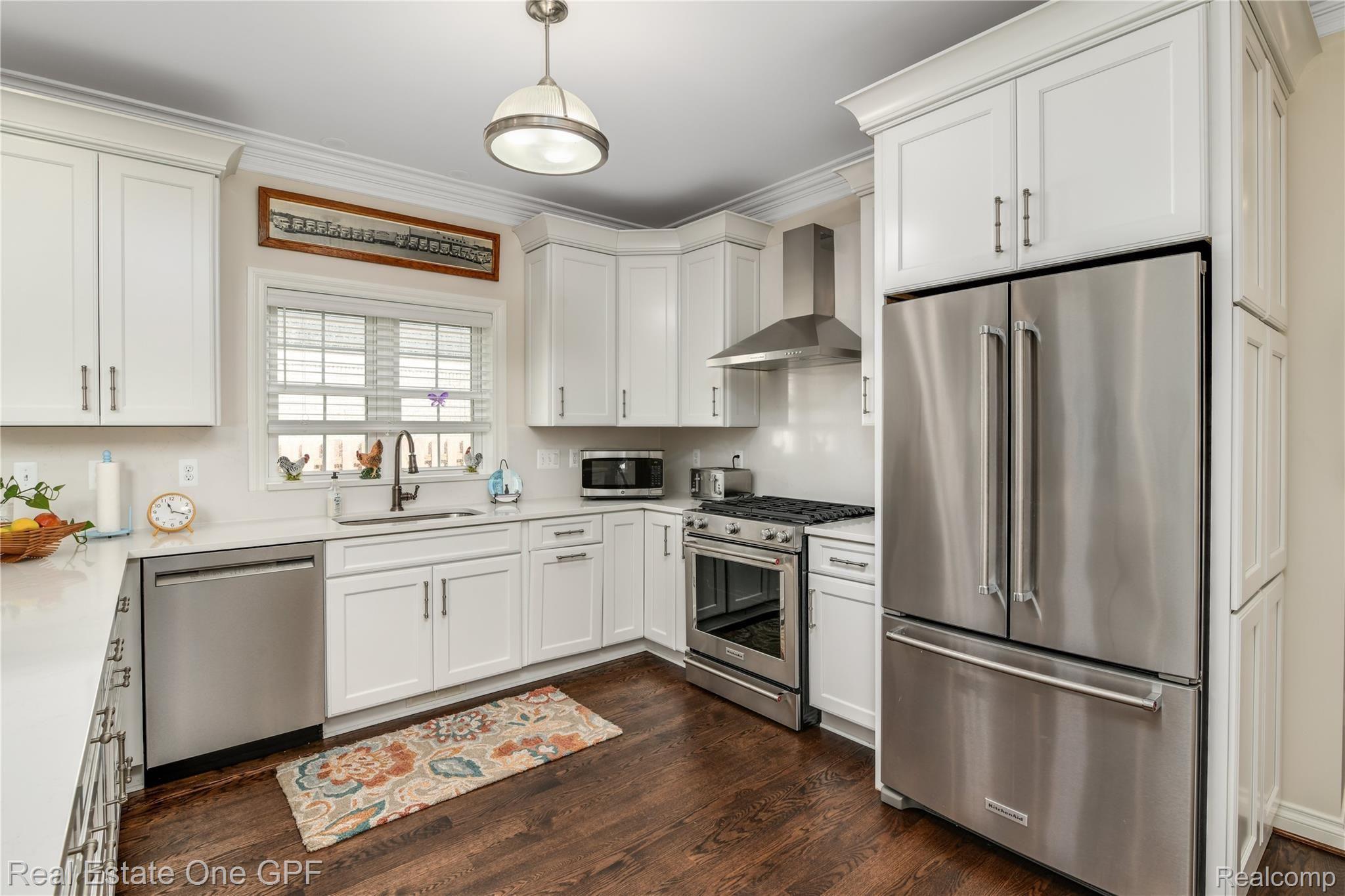 565 Washington Road Grosse Pointe, MI 48230 - Photo 10 of 26 9-print-565 Washington - Grosse Pointe0016.jpg