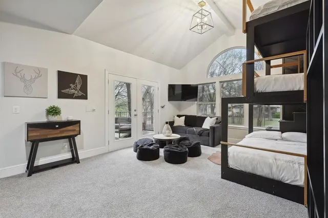 $650,000 | 223 Oklahoma Avenue, Pottsboro, TX 75076