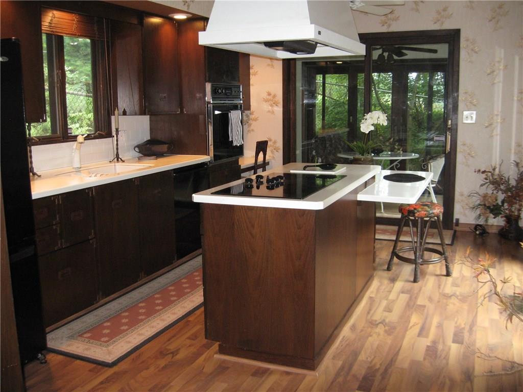 350 Eagle Mill Road Butler, PA 16001 - Photo 2 of 19