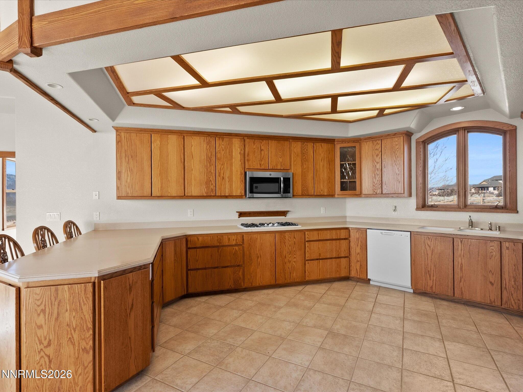 1591 Lombardy Road Gardnerville, NV 89410 - Photo 23 of 92 Kitchen