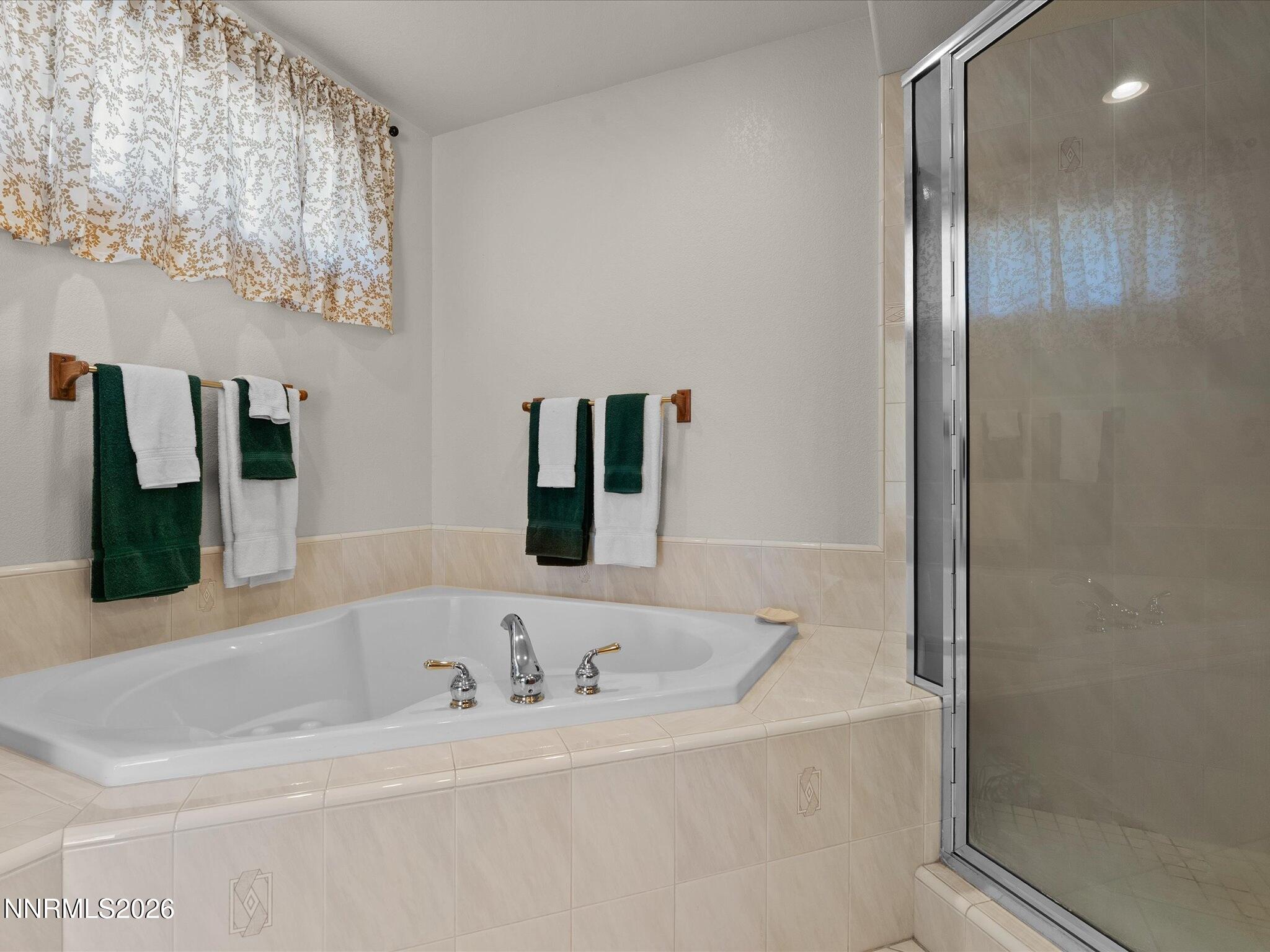 1591 Lombardy Road Gardnerville, NV 89410 - Photo 35 of 92 Primary Bathroom